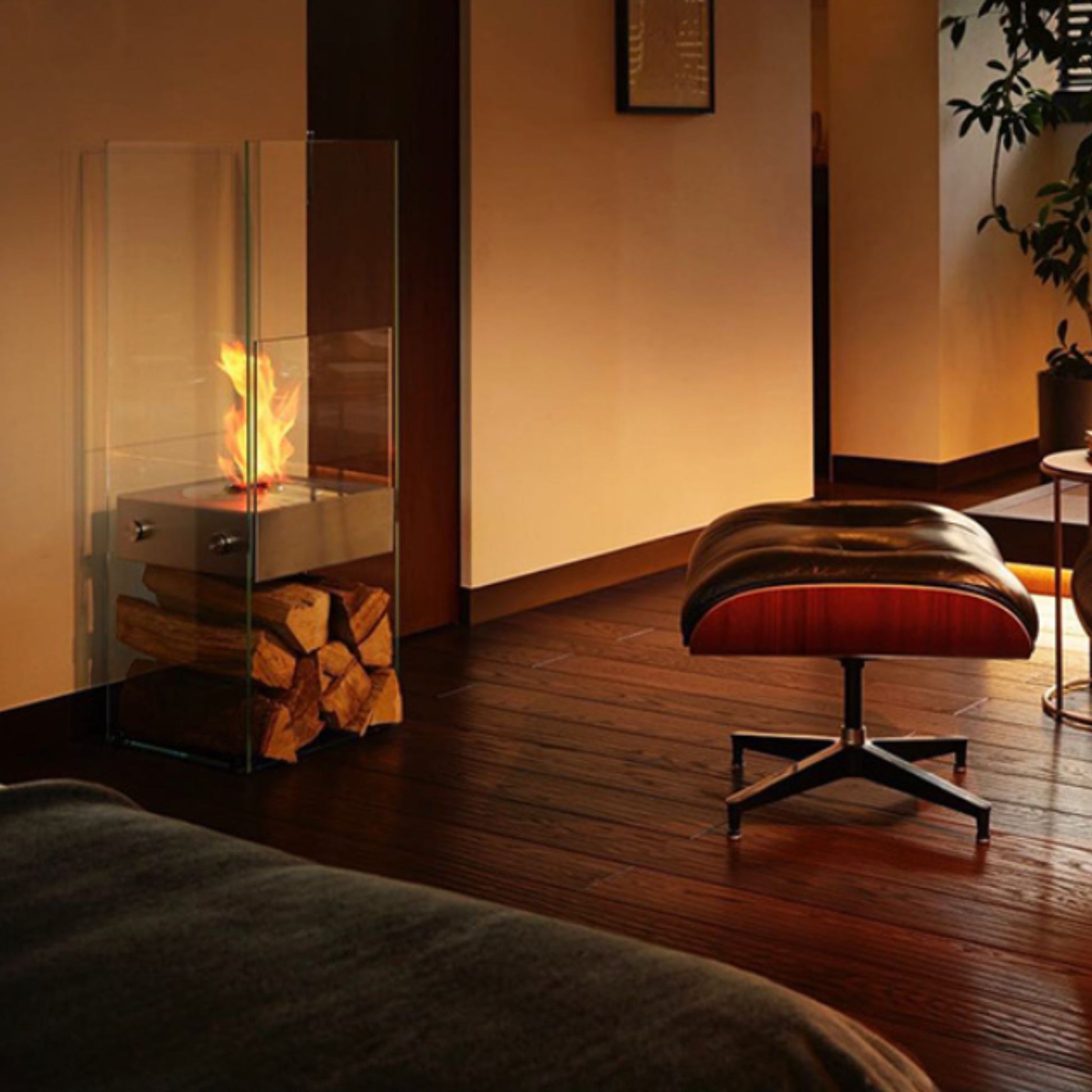 Elba Freestanding Fireplace